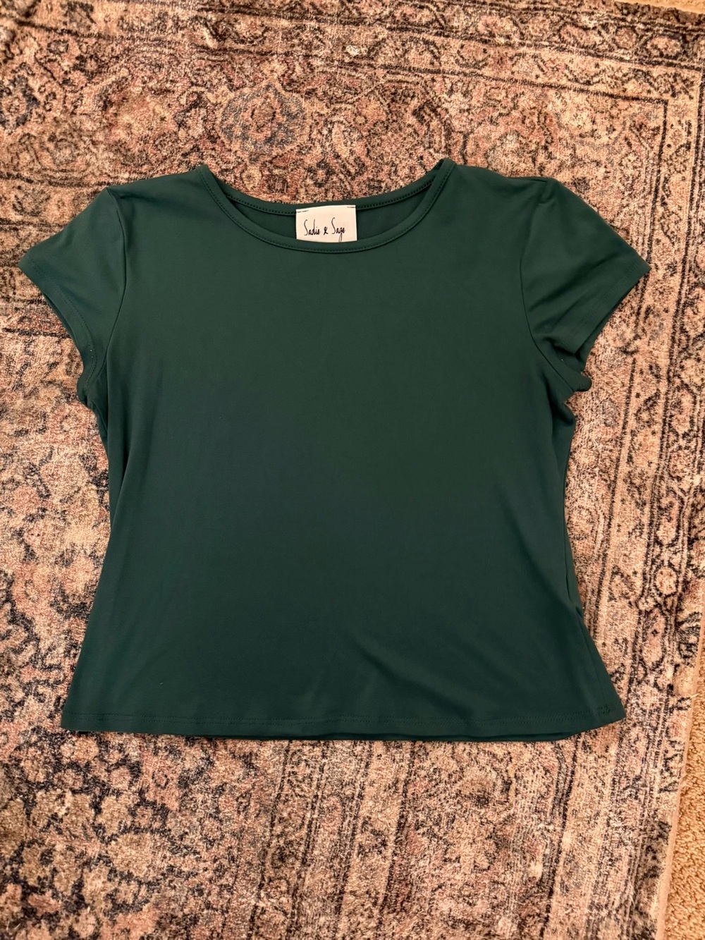Dry Goods Sadie & Sage Forest Green Short Sleeve Tee